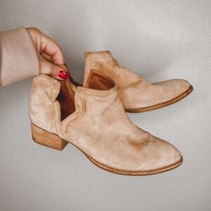 Jeffrey Campbell | Tan Brown Bootie Muskrat 9.5